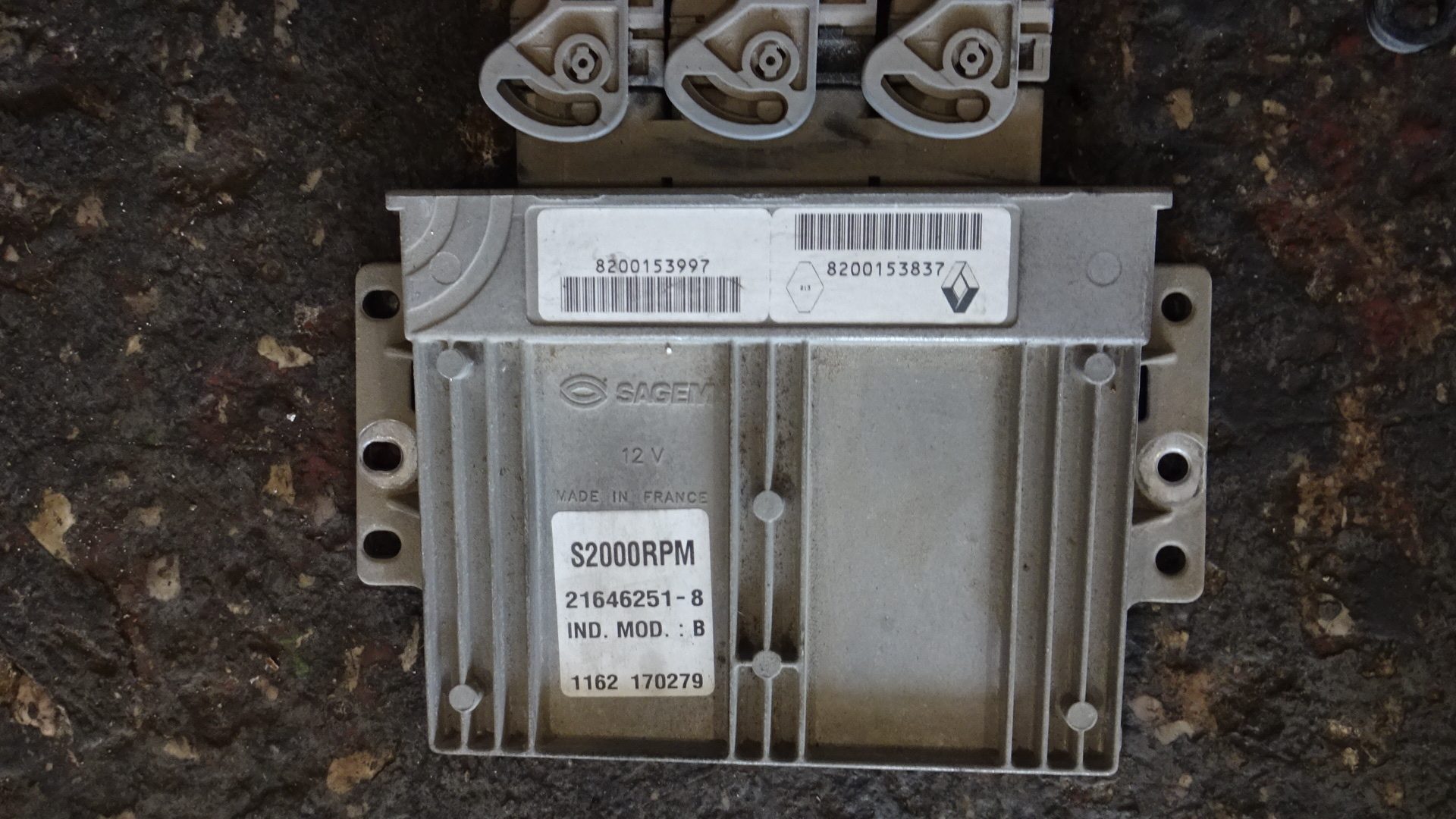 Εγκέφαλος Κινητήρα Σετ (21646251-8, 8200153997) Renault Laguna ’01 Προσφορά