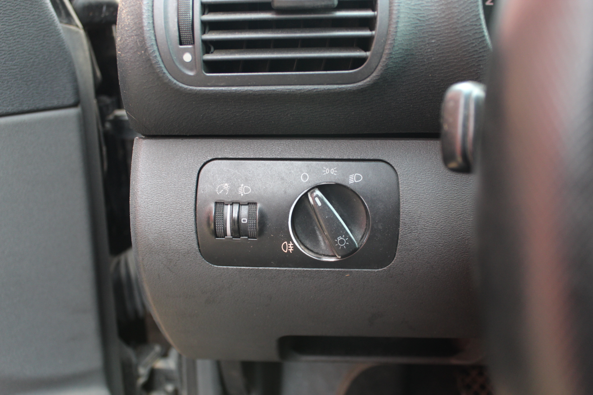 Διακόπτης Φώτων Audi A3 ’99 Προσφορά