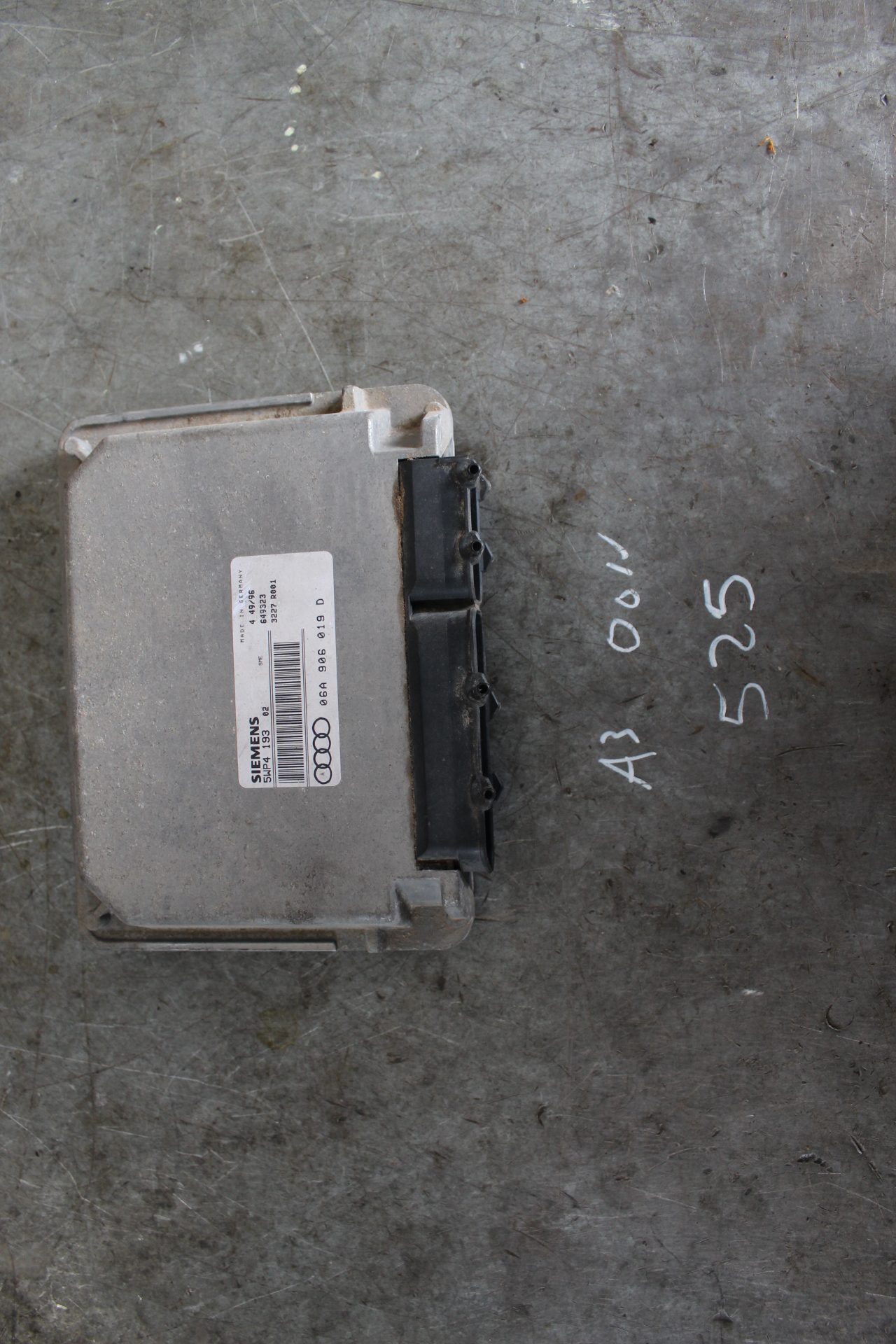Εγκέφαλος Κινητήρα Σετ (06A906019D) Audi A3 ’99 Προσφορά