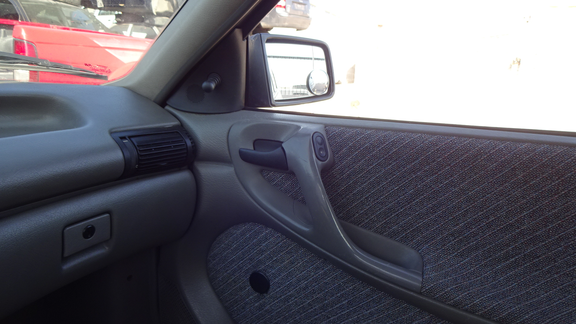 Ταπετσαρία Πορτών Opel Astra ’92 Προσφορά