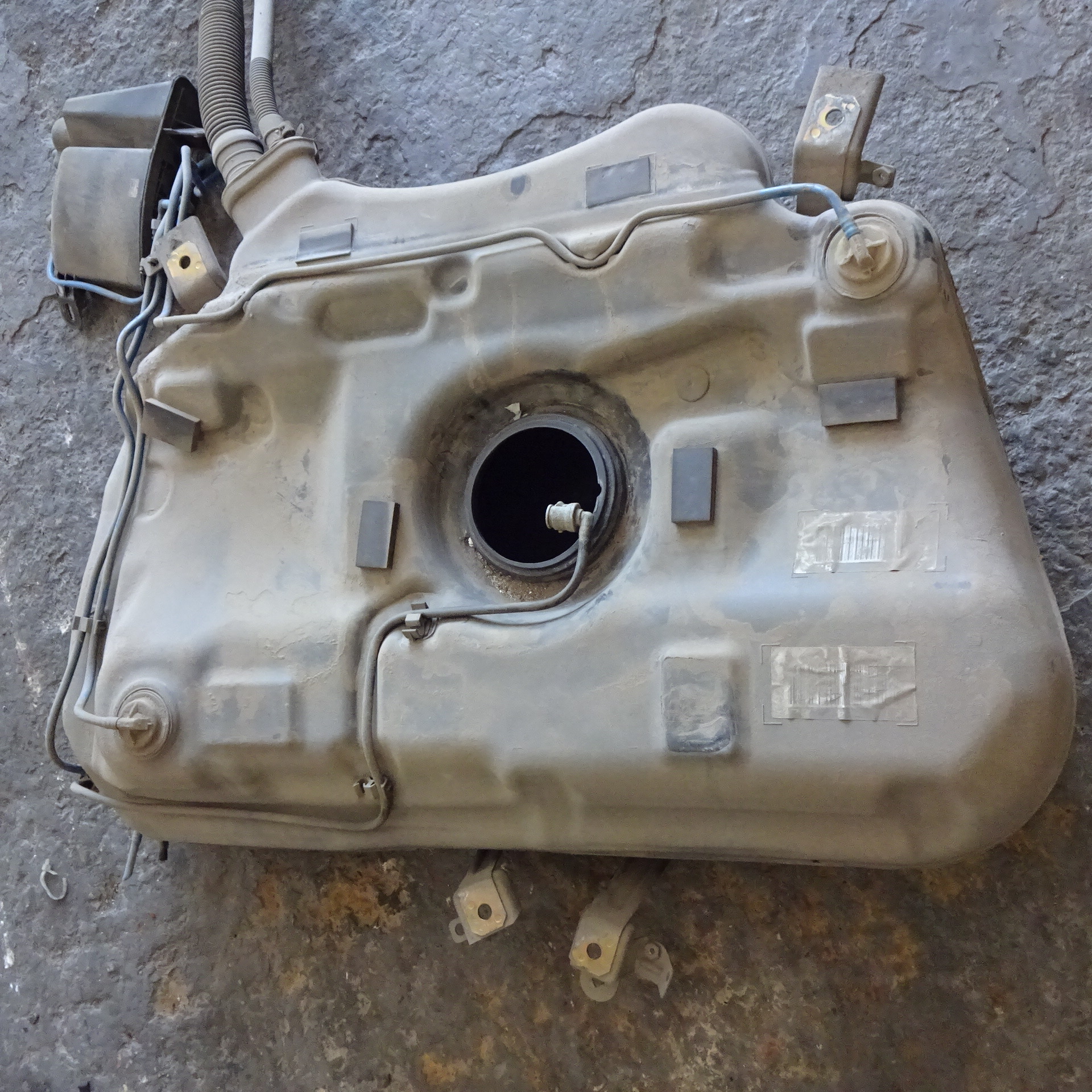 Ρεζερβουάρ Fiat Stilo ’03 Σούπερ Προσφορά Μήνα