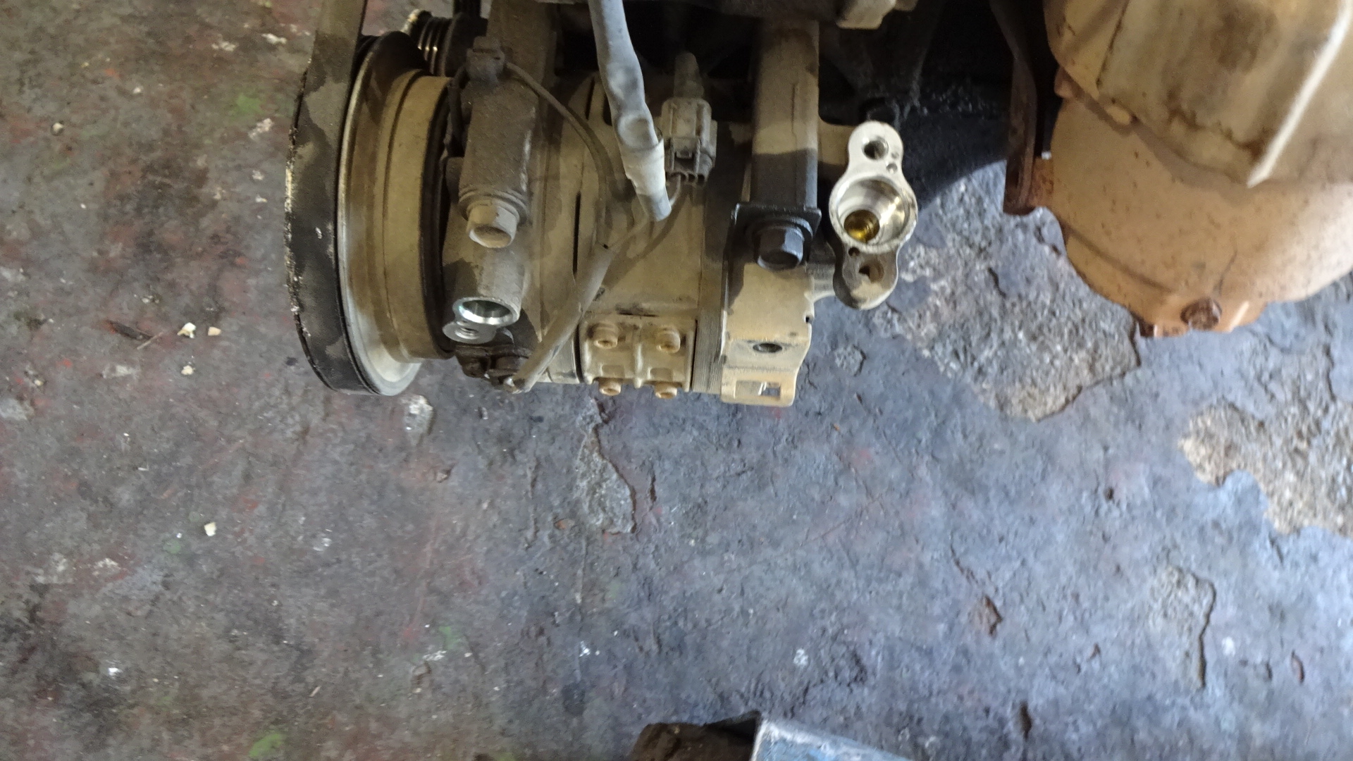 Αντλία Υδραυλικού Τιμονιού Nissan Almera ’98 Προσφορά