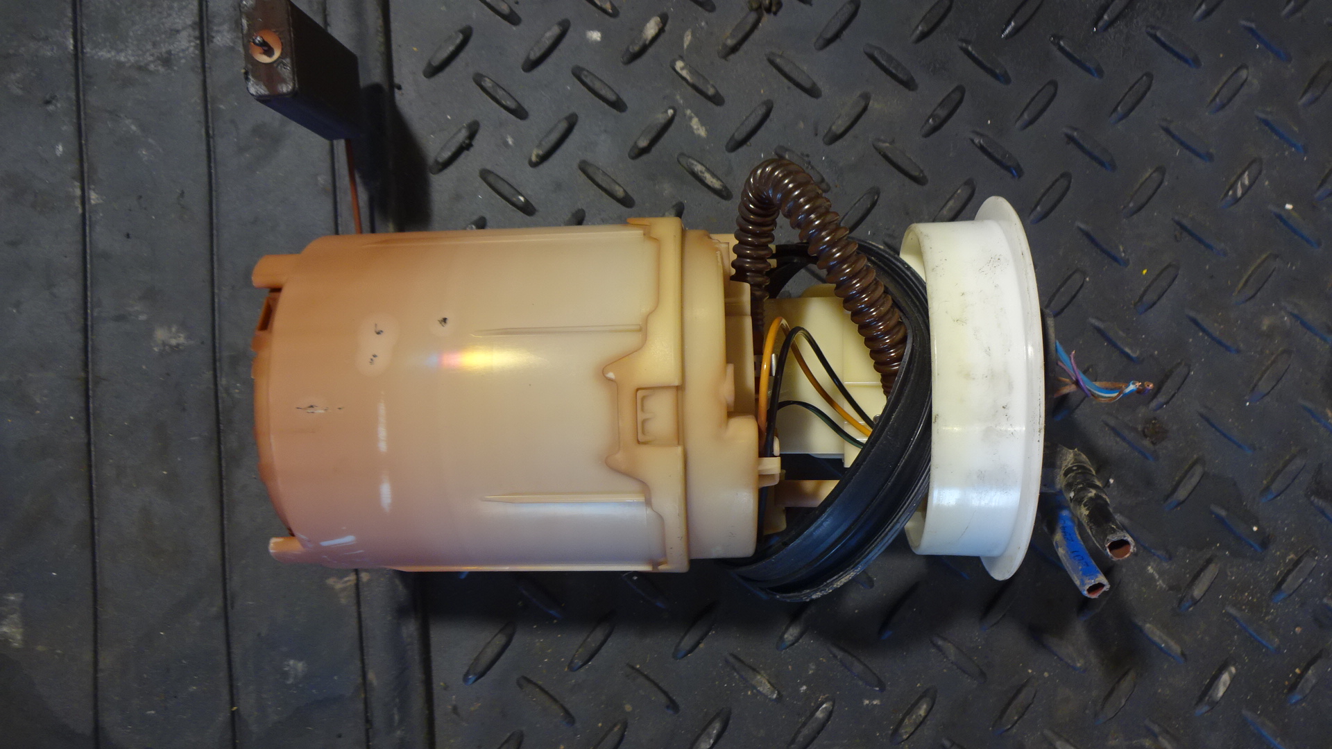 Αντλία Βενζίνης (600919051F) Skoda Fabia ’08 Προσφορά