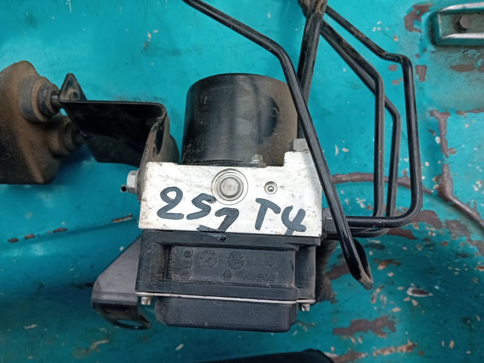 Μονάδα ABS (6R0907379C002 , 6R0907379CH05 , 0265800635 , 0265231945) Skoda Fabia ’08 Προσφορά