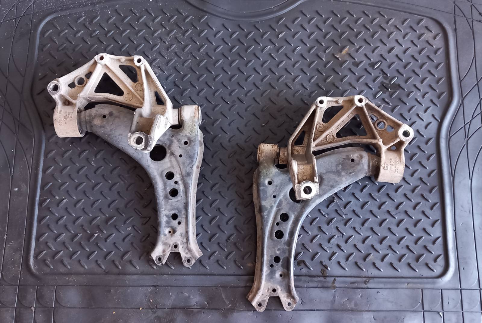 Ψαλίδια Skoda Fabia ’04 Προσφορά