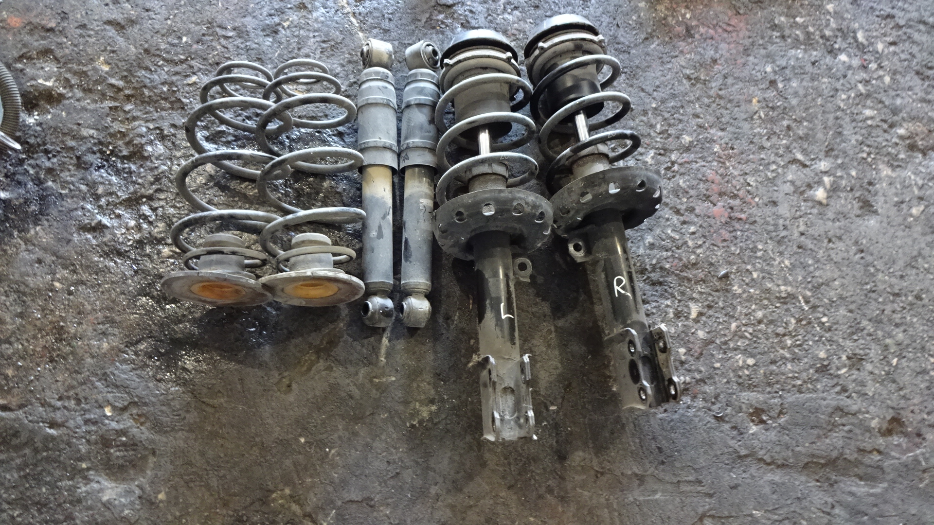 Αμορτισέρ-Ελατήρια Opel Astra G ’04 Σούπερ Προσφορά Μήνα