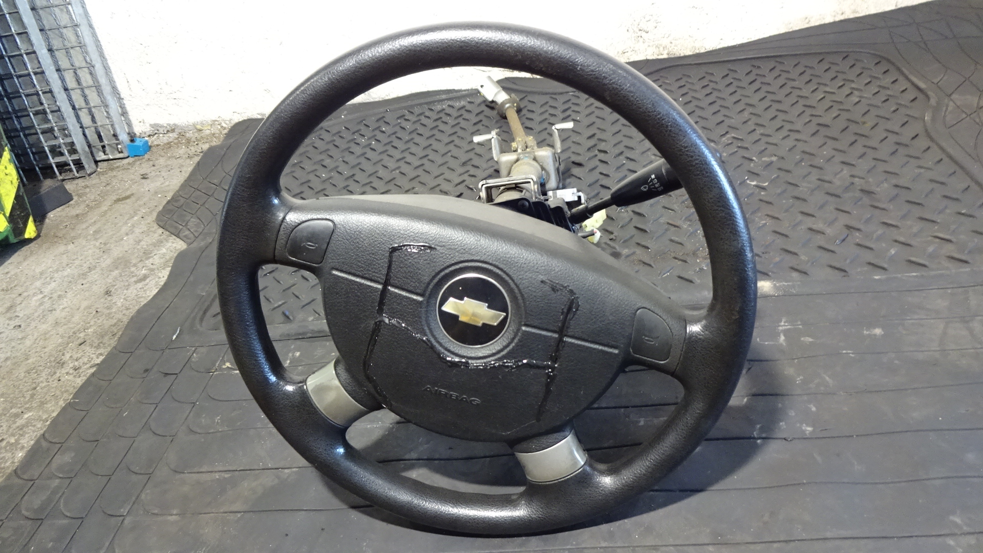 Κολώνα Τιμονιού Chevrolet Aveo ’05 Προσφορά