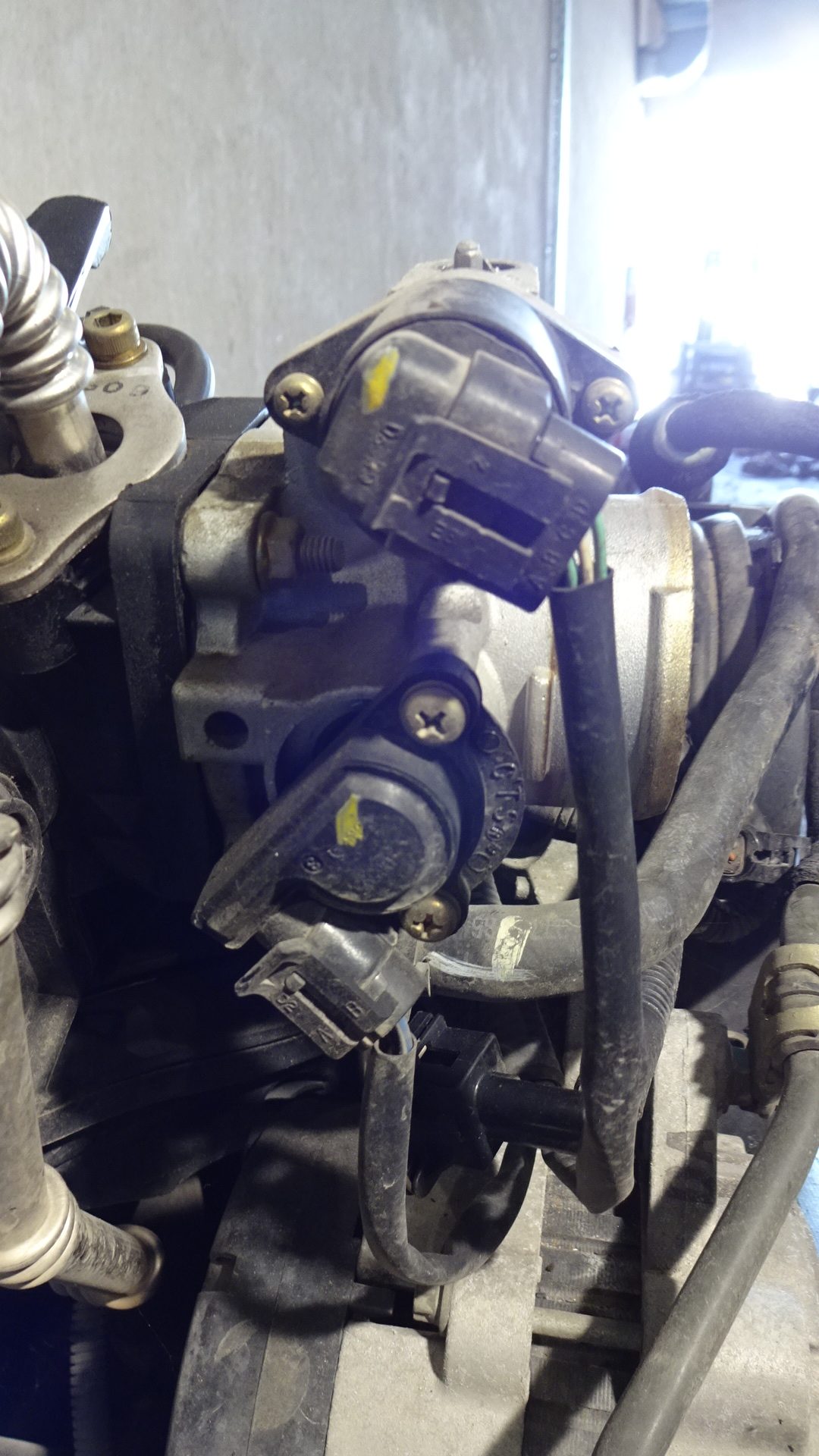 Πεταλούδα Γκαζιού Chevrolet Aveo ’05 Προσφορά