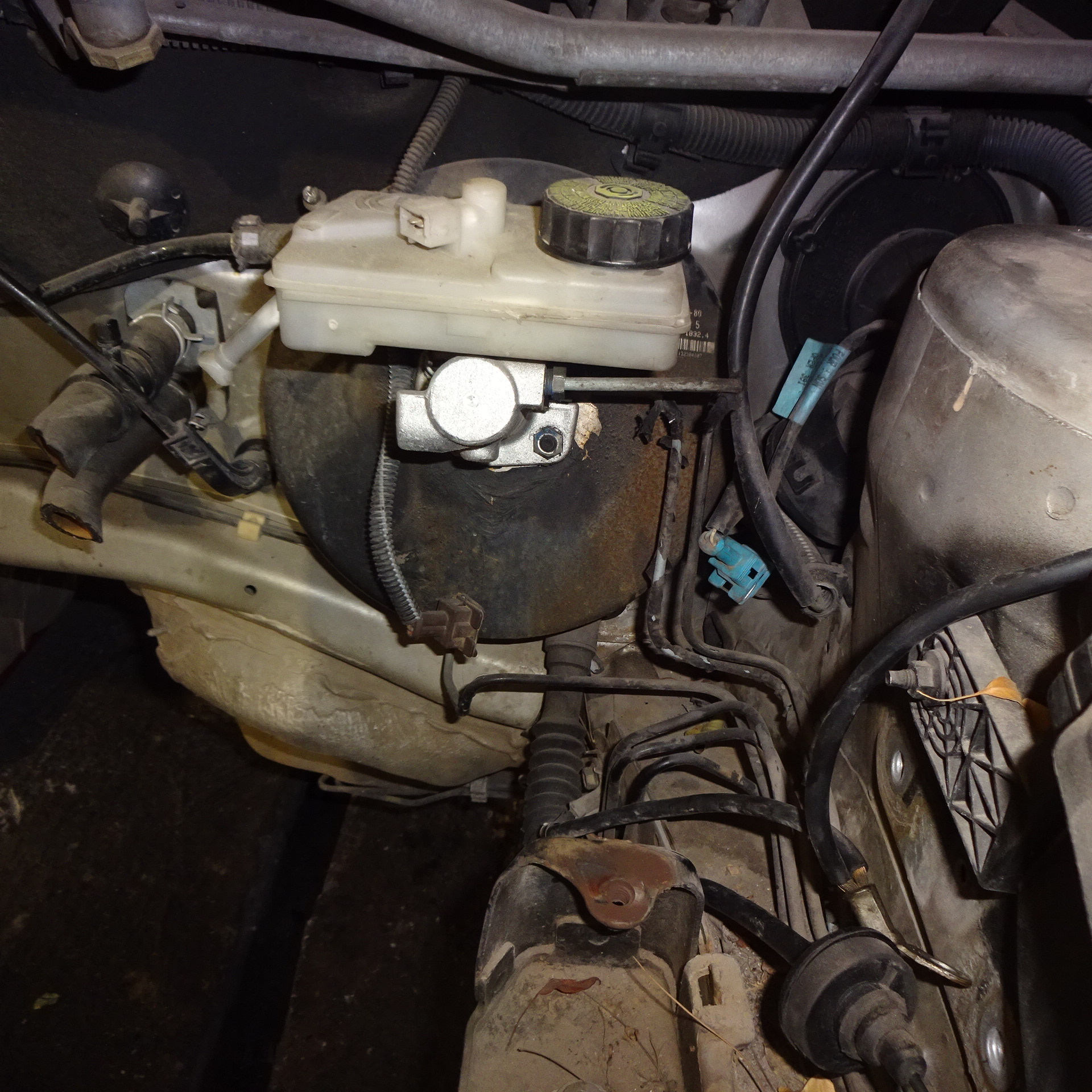 Σεβρό με Αντλία Φρένων Peugeot 206 ’02 Σούπερ Προσφορά Μήνα