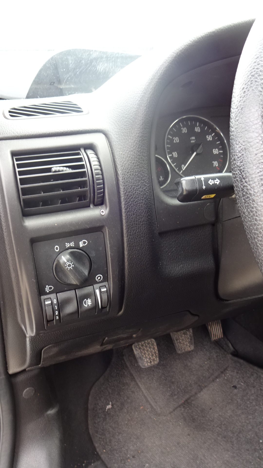 Διακόπτης Φώτων Opel Astra G ’04 Σούπερ Προσφορά Μήνα