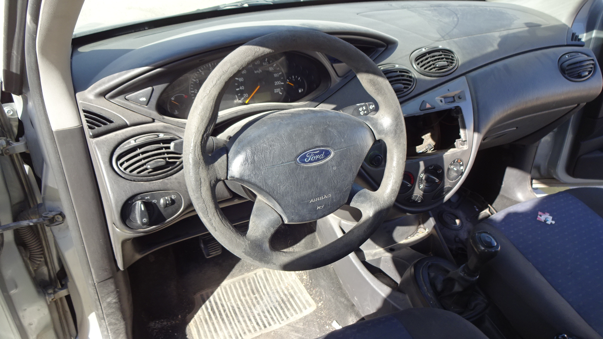 Μαρκούτσια Yδραυλικού Tιμονιού Ford Focus ’04