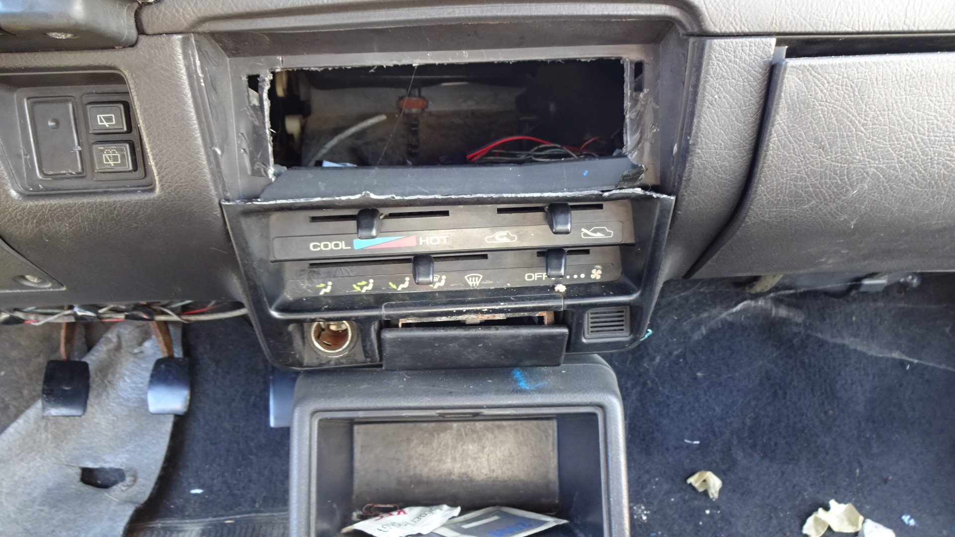 Χειριστήρια Καλοριφέρ Suzuki Swift ’91 GTi