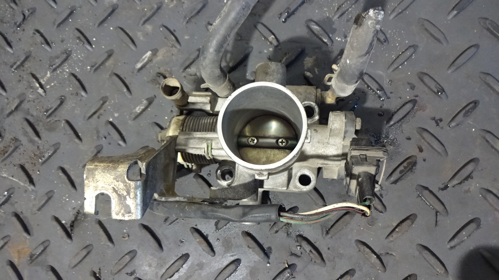 Πεταλούδα Γκαζιού Hyundai Atos ’98 Προσφορά