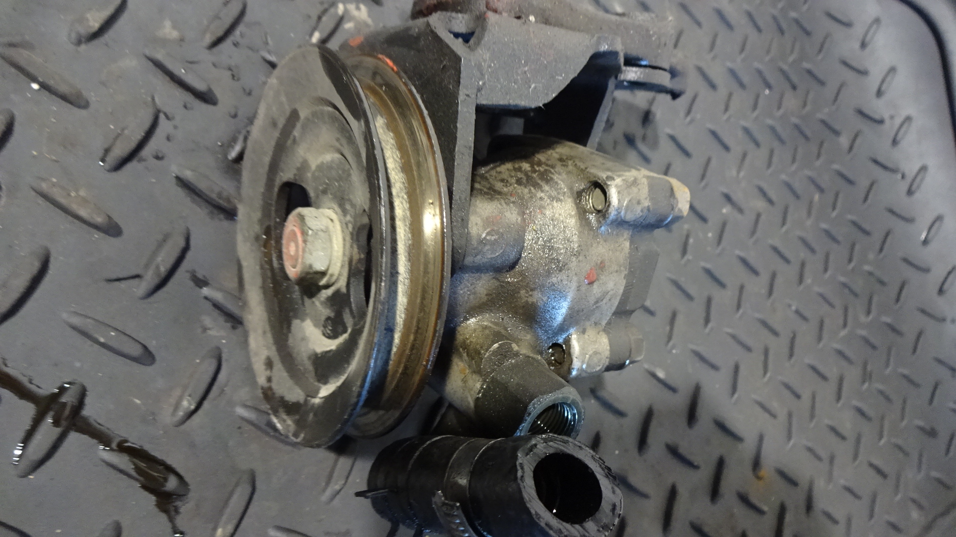 Αντλία Υδραυλικού Τιμονιού Hyundai Atos ’98 Προσφορά