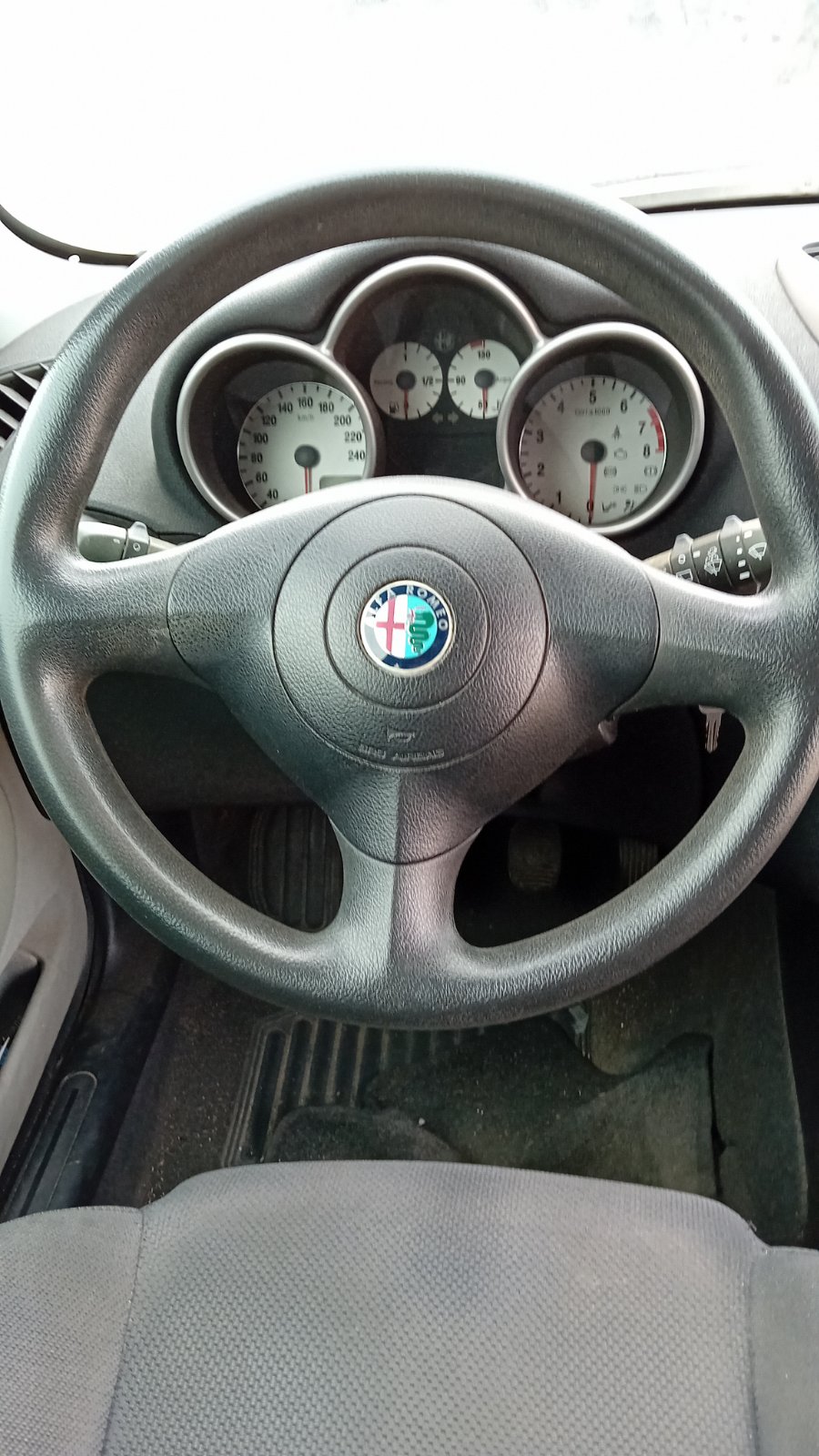 Φλασέρ-Φλασιέρα Alfa Romeo 147 ’04