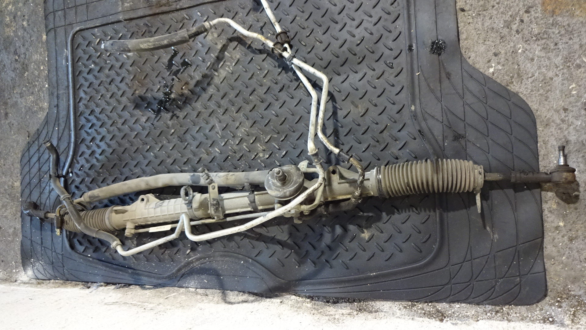 Κρεμαργιέρα Alfa Romeo 156 ’00