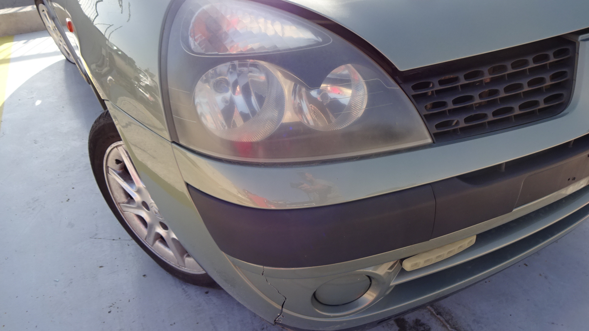 Φανάρια Εμπρός Renault Clio ’02 Προσφορά
