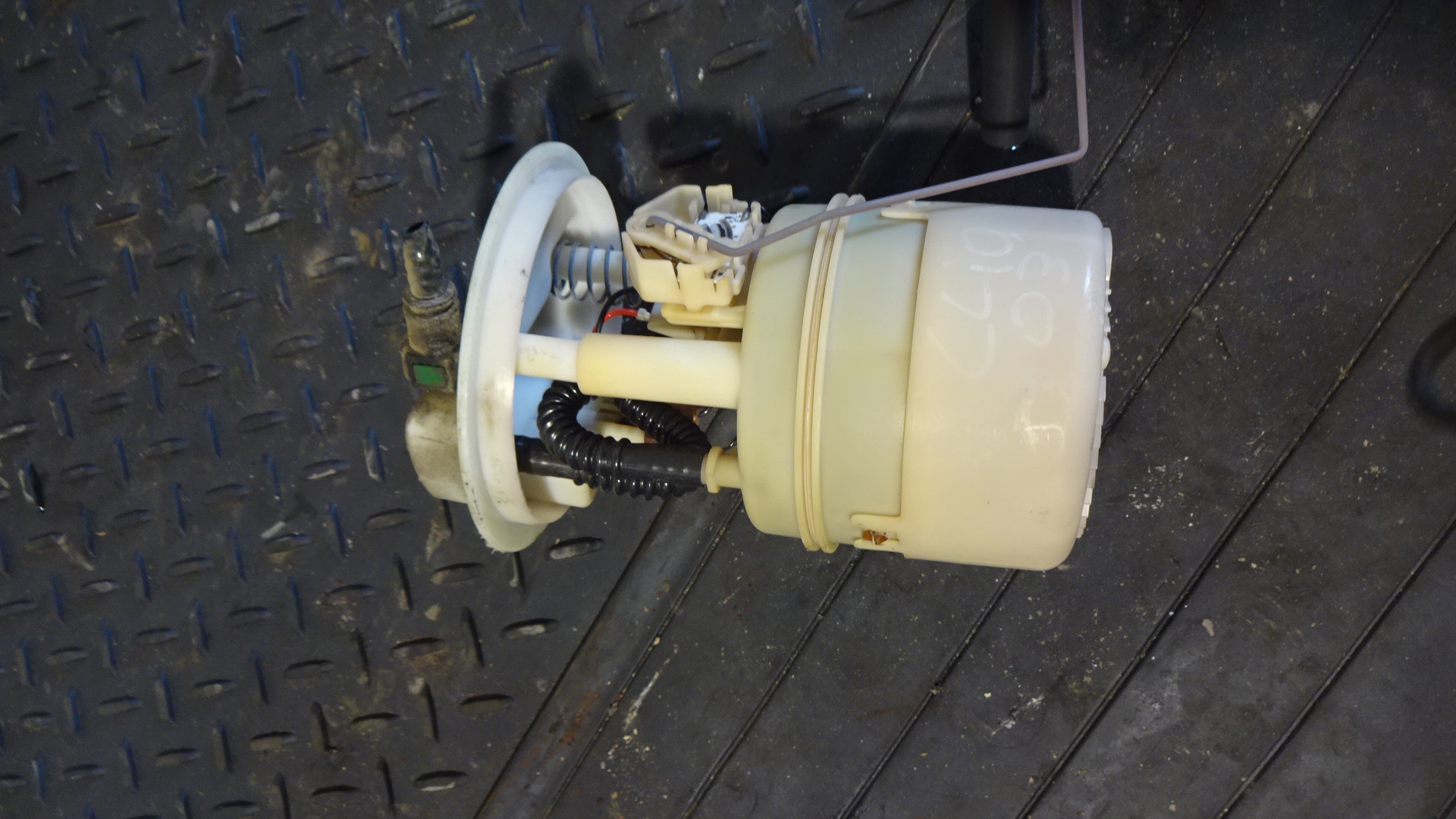 Αντλία Βενζίνης Renault Clio ’02 Προσφορά