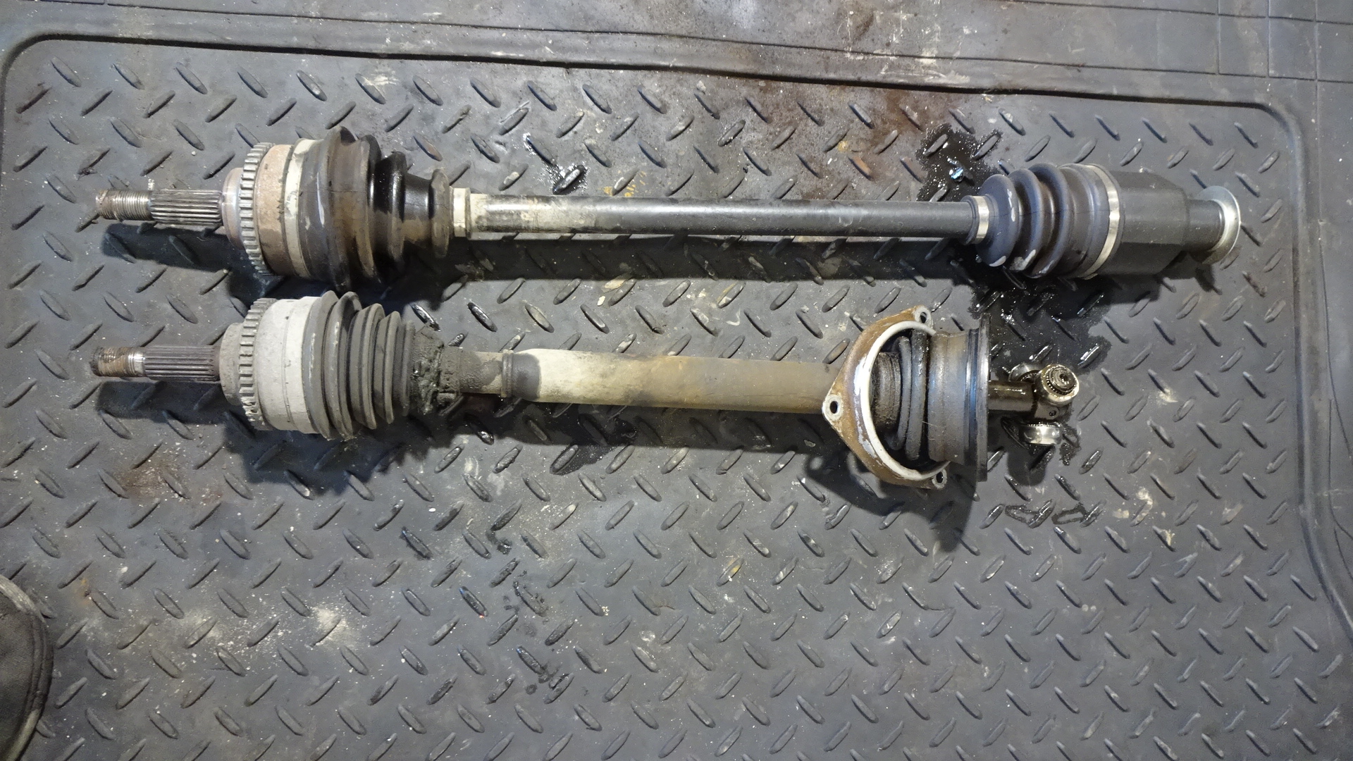 Ημιαξόνιο Αριστερό-Δεξί Renault Megane ’01