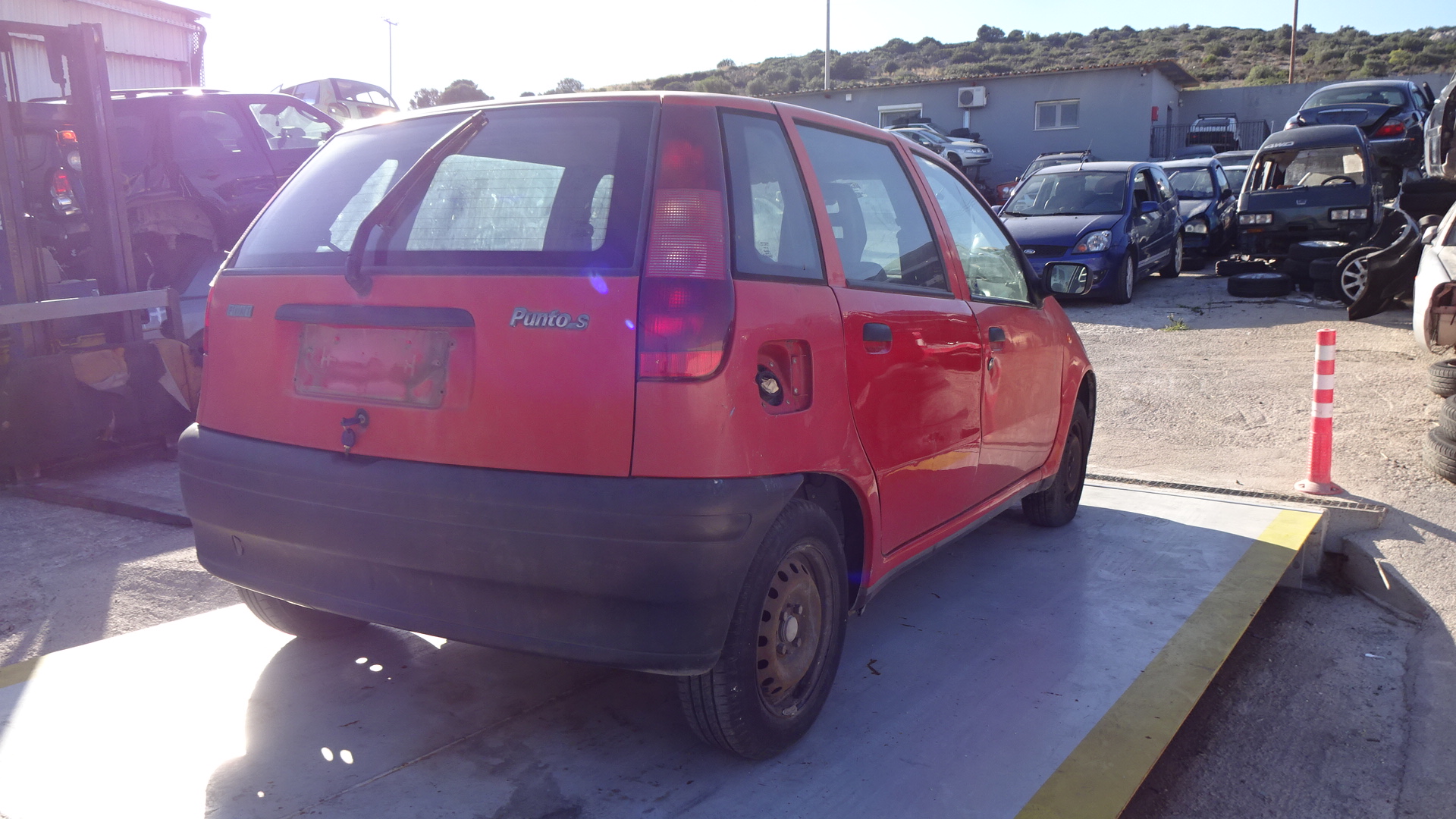 Φτερά Πίσω Fiat Punto ’98 Προσφορά