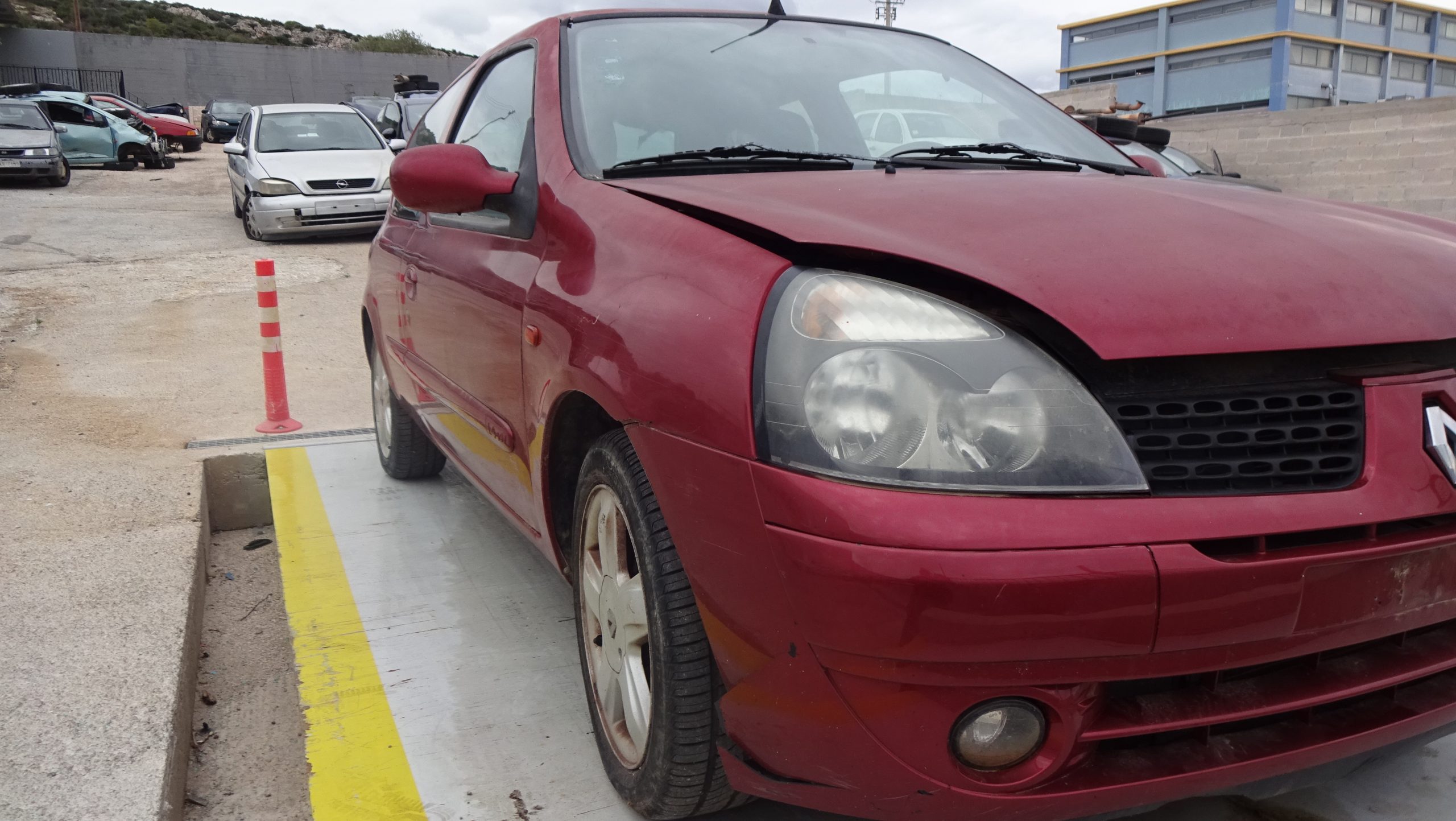 Προφυλακτήρας Εμπρός Renault Clio ’00 Προσφορά