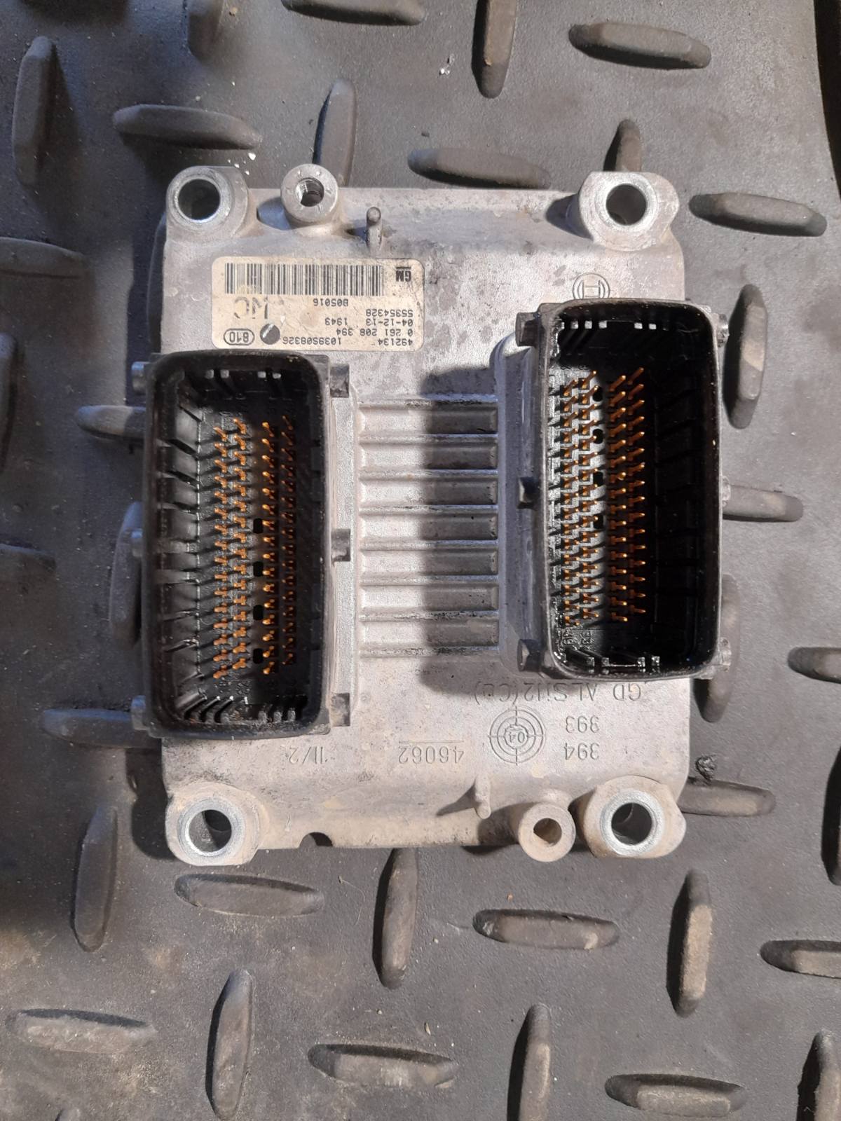 Εγκέφαλος Κινητήρα Σετ ( 55354328 , 0261208394 ) Opel Combo C ’07 Προσφορά