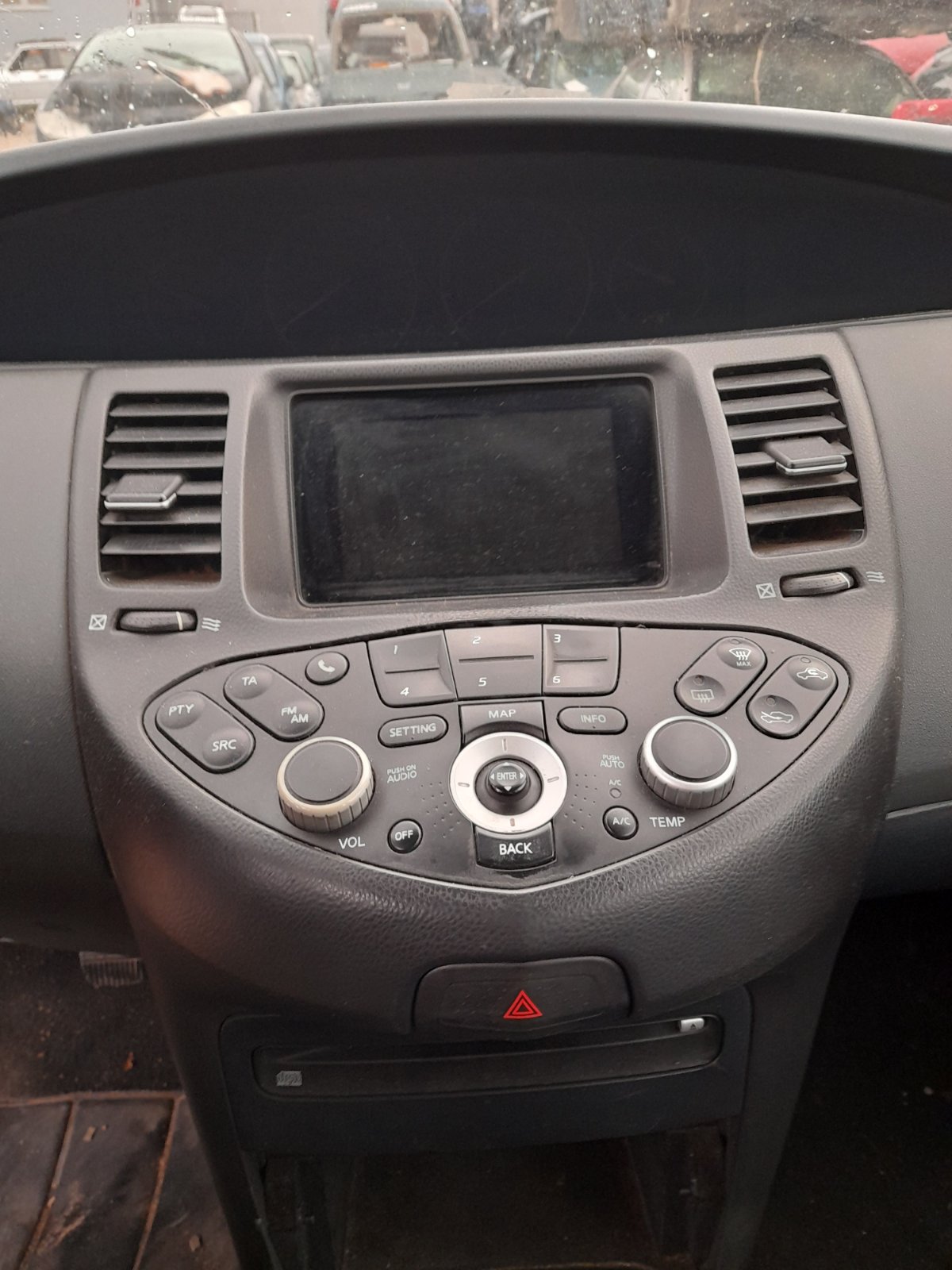 Διακόπτης Αλάρμ Nissan Primera ’05