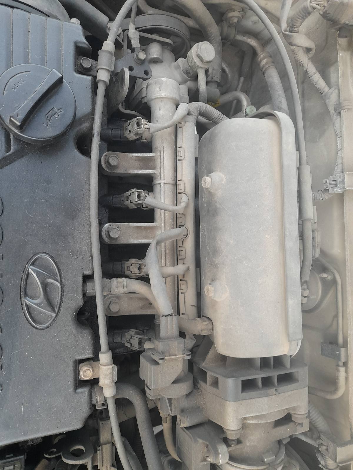 Μπεκιέρα Με Μπέκ Hyundai Accent ’99