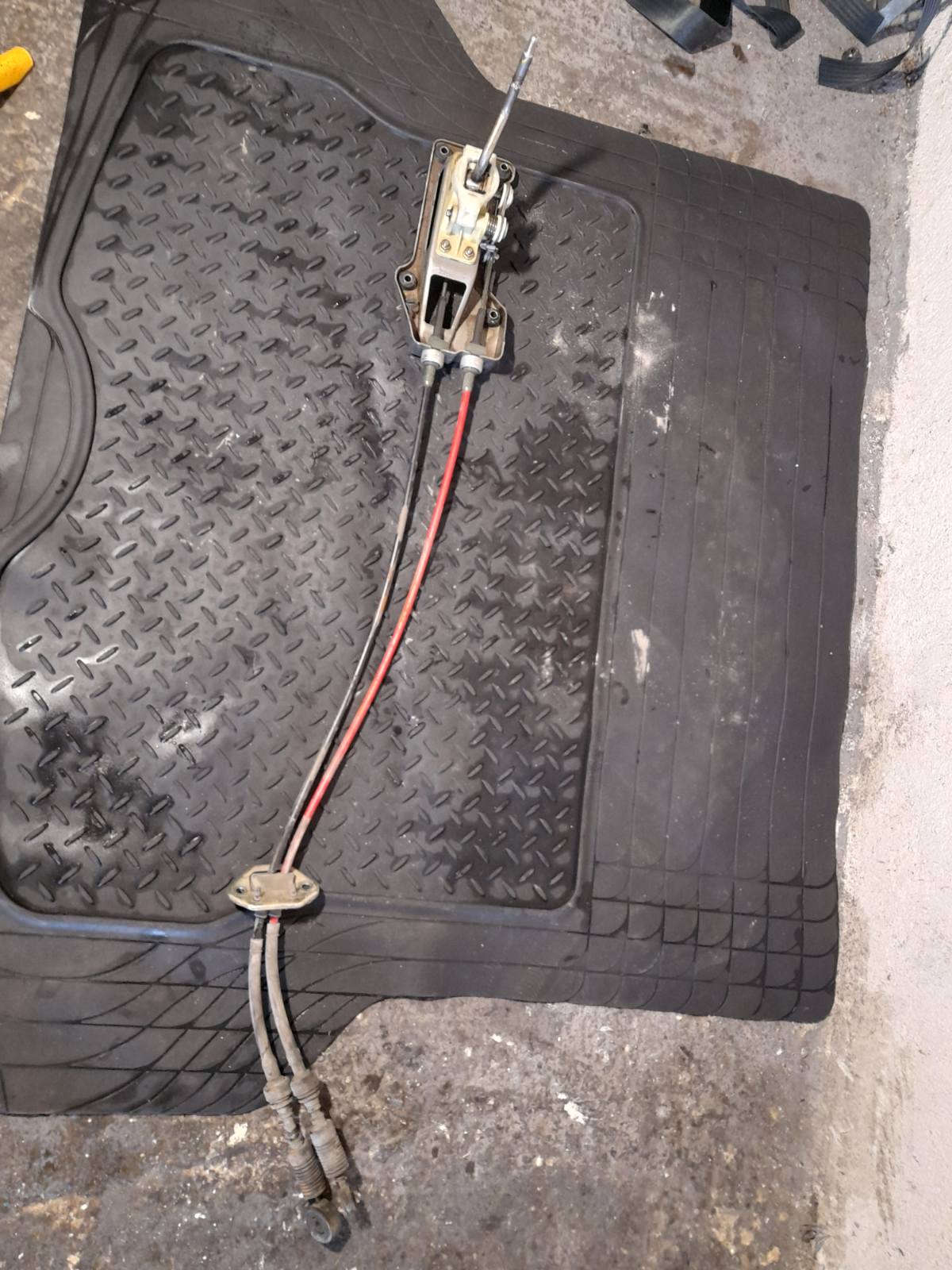 Ντίζες Ταχυτήτων Hyundai Accent ’99