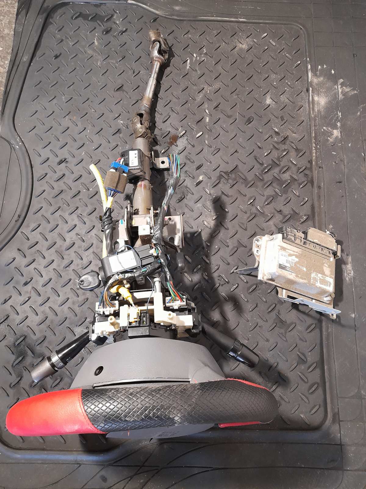 Κολώνα τιμονιού Hyundai Accent ’99