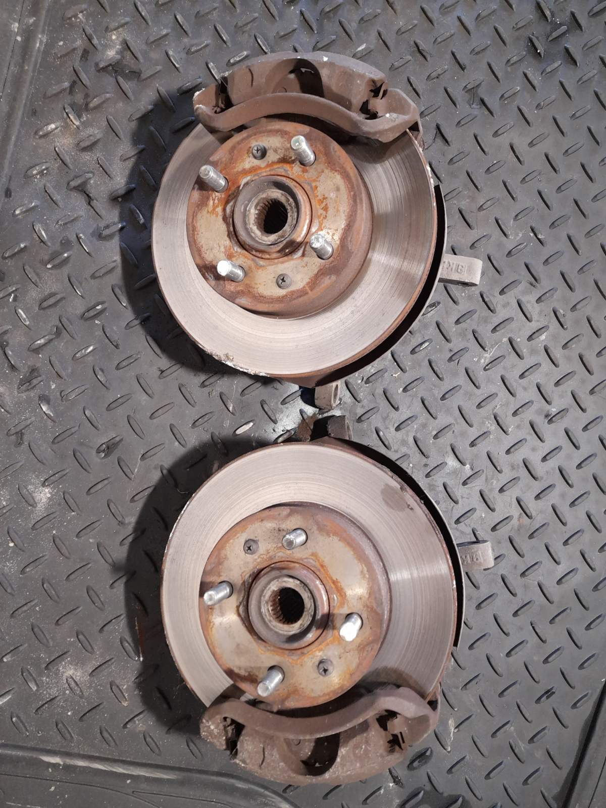 Ακραξόνια Hyundai Accent ’99