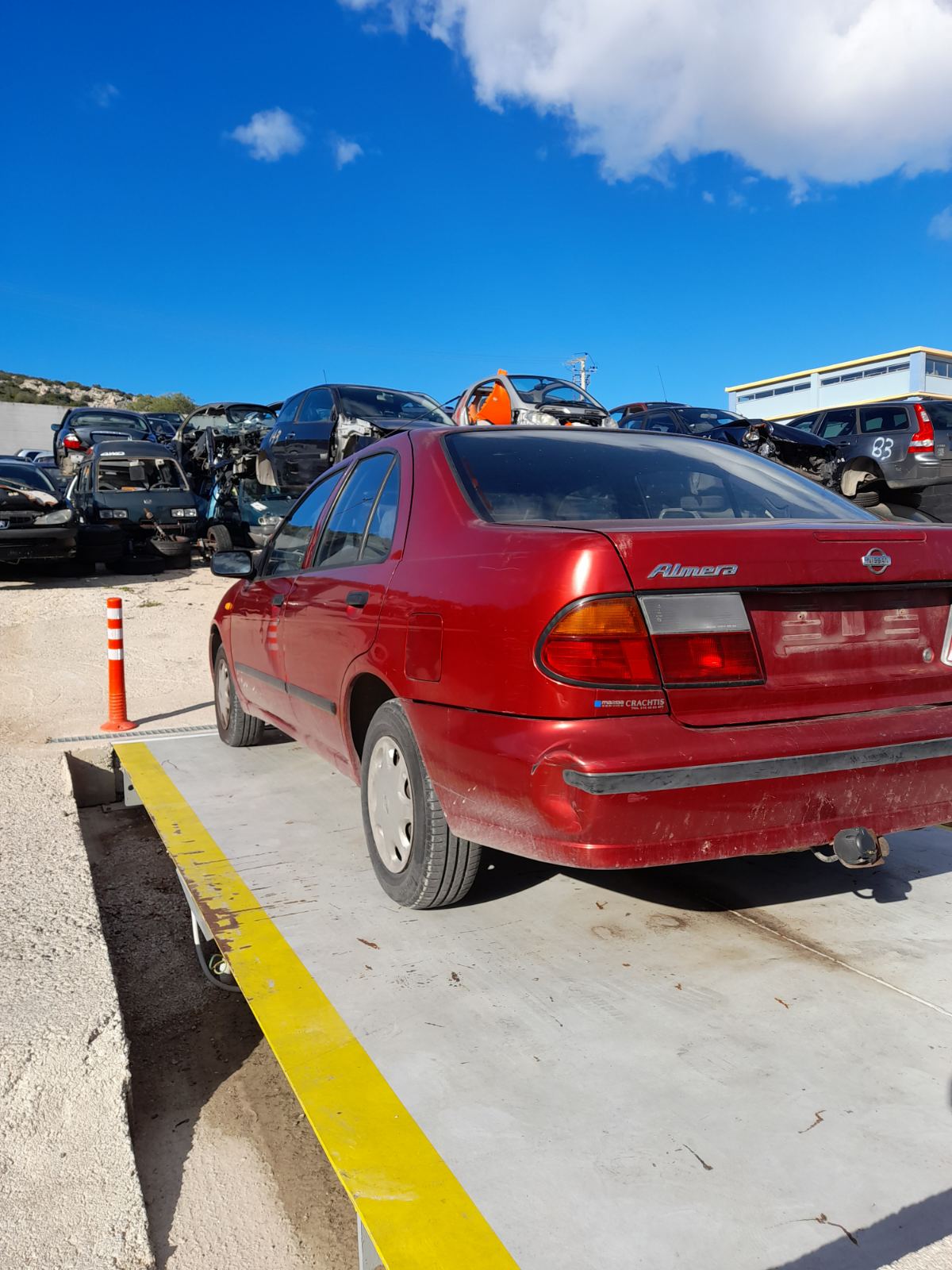 Πορτάκι Ρεζερβουάρ Nissan Almera ’97 Προσφορά