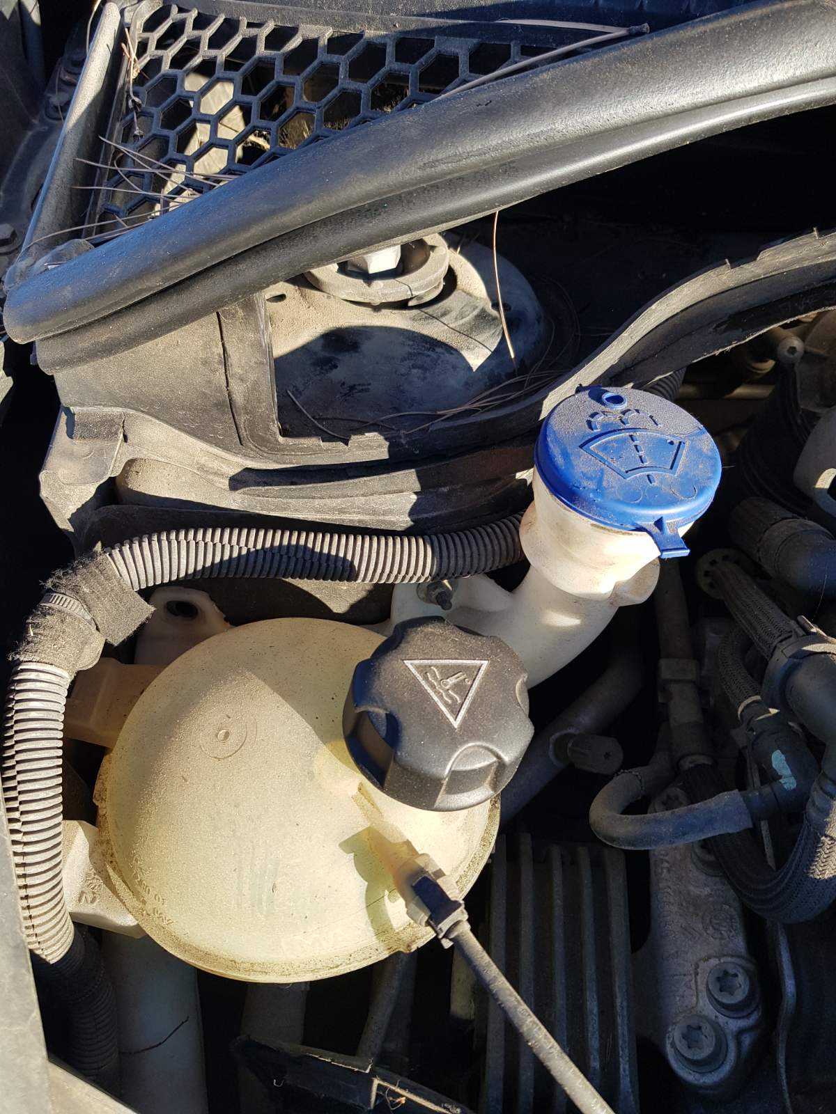 Δοχείο Πληρώσεως Peugeot 207 ’06