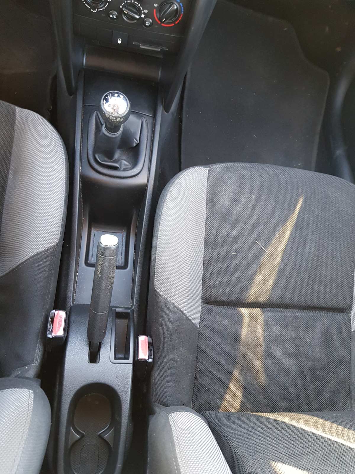 Χειρόφρενο Peugeot 207 ’06
