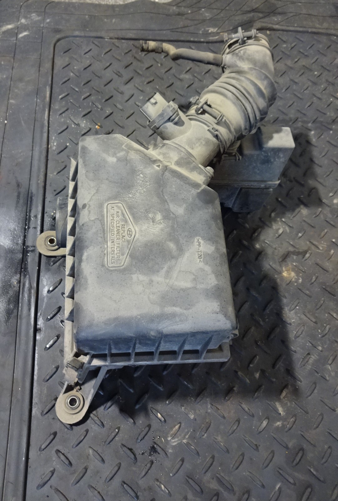 Φιλτροκούτι Hyundai Accent ’01 Προσφορά