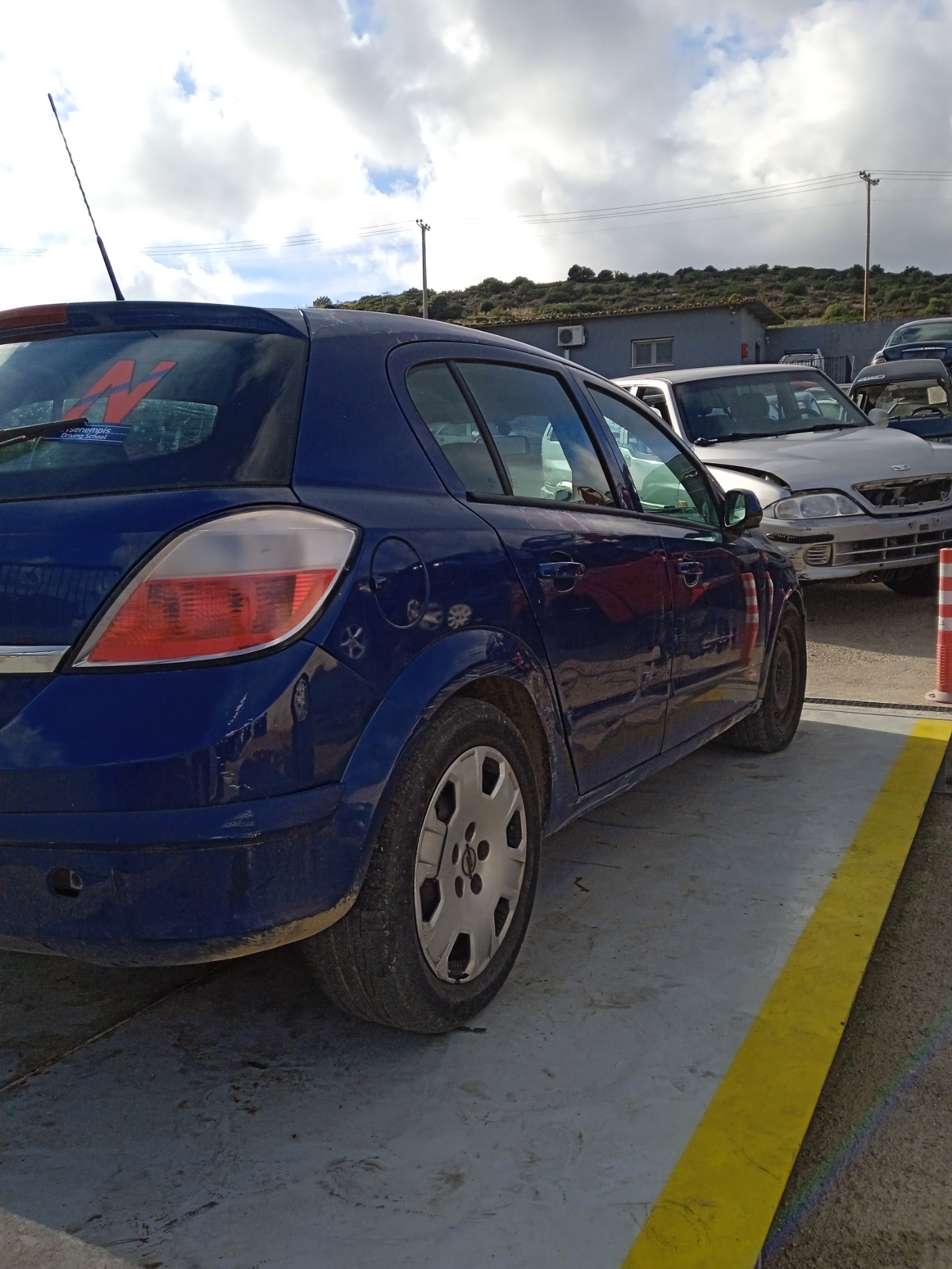 Πορτάκι Ρεζερβουάρ Opel Astra H ’06 Προσφορά