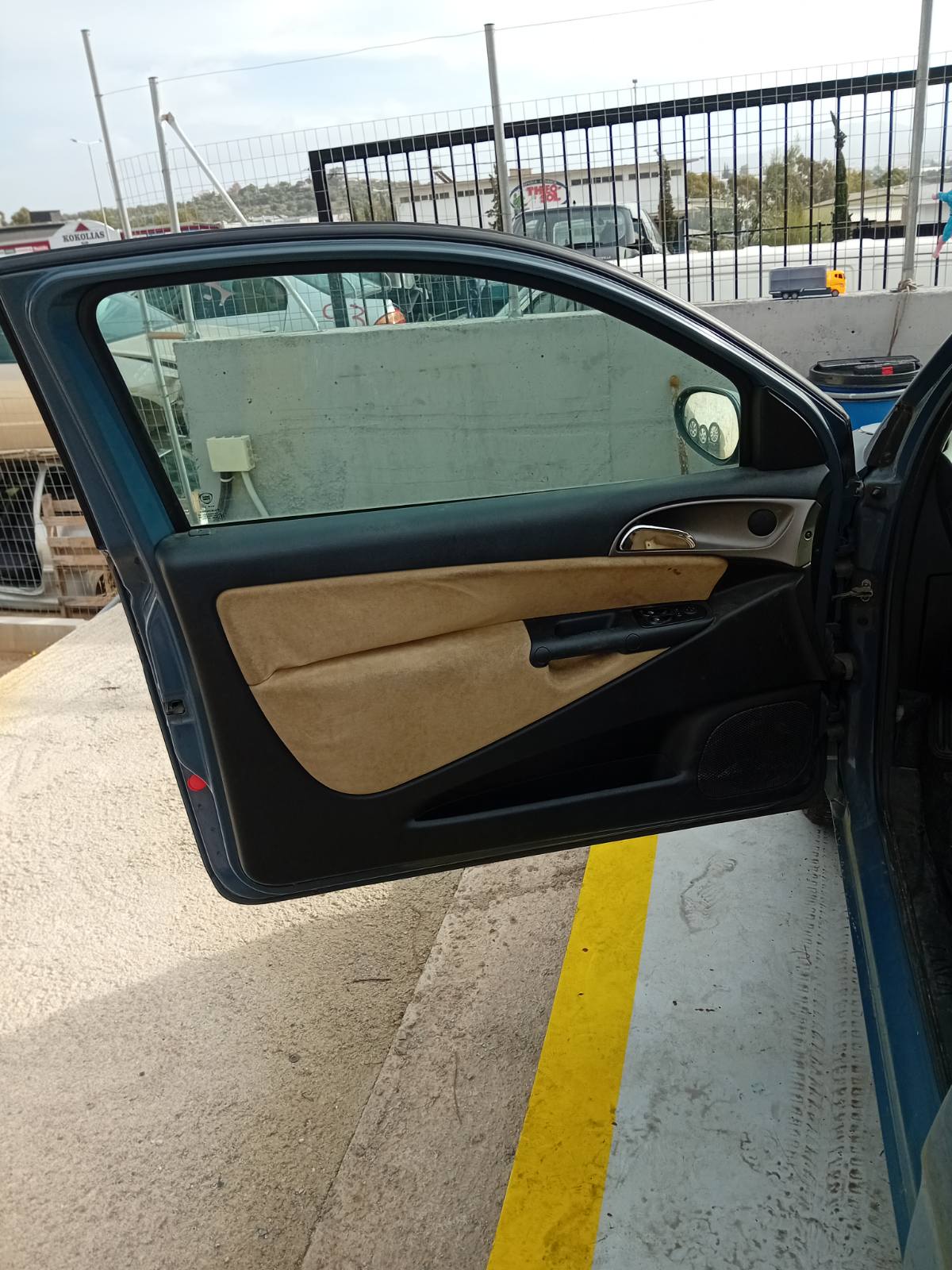 Πάνελ Πορτών Lancia Ypsilon ’05 Προσφορά