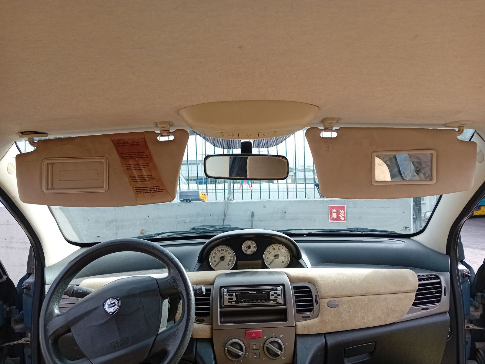 Σκιάδια Οδηγού-Συνοδηγού Lancia Ypsilon ’05 Προσφορά