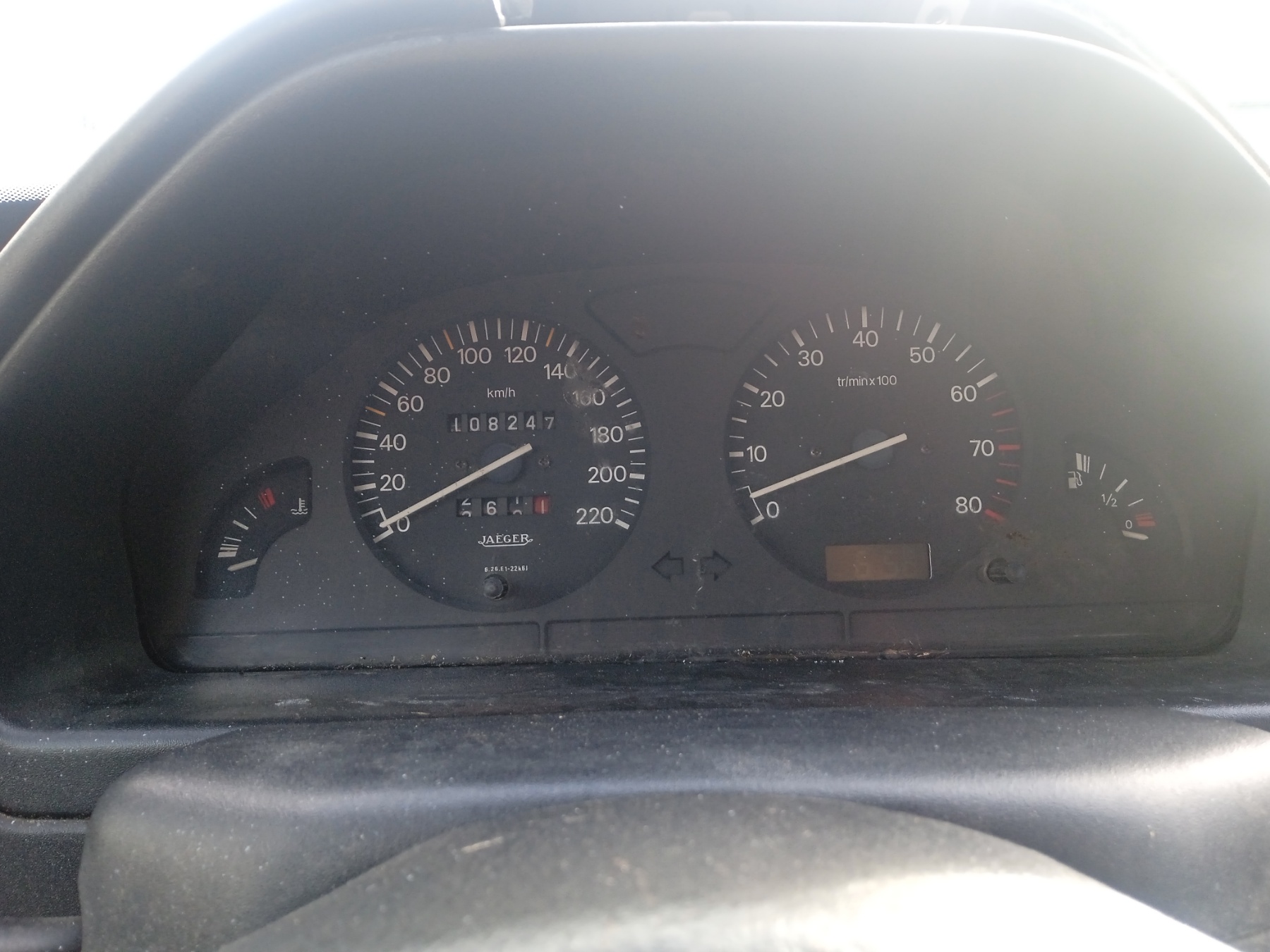 Κοντέρ Peugeot 106 ’01 Προσφορά