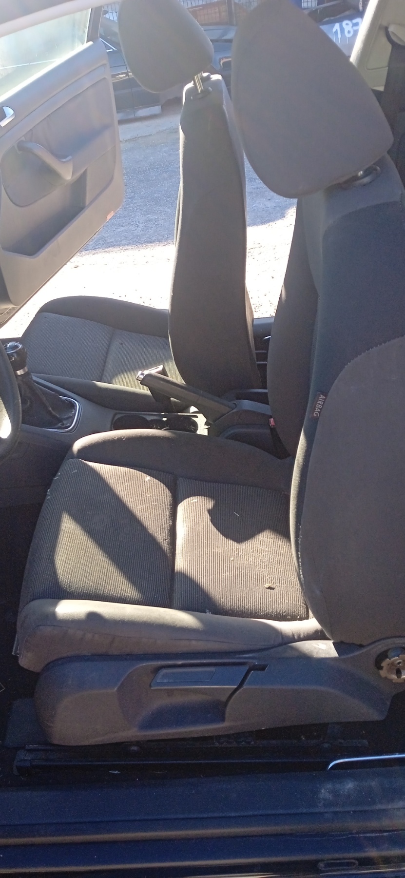 Καθίσματα Σαλόνι Κομπλέ VW Golf 5 ’06 Προσφορά