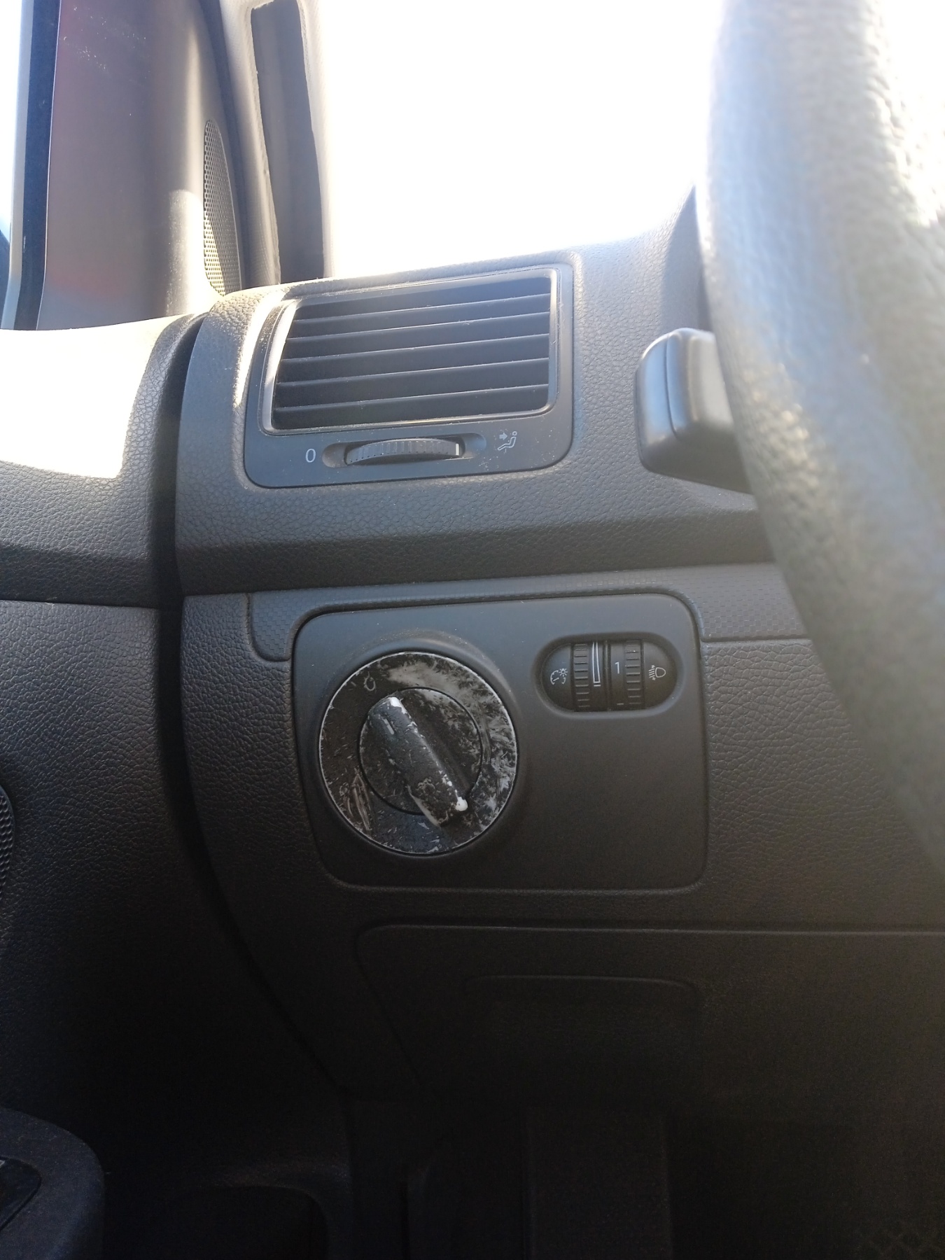 Διακόπτης Φώτων VW Golf 5 ’06 Προσφορά