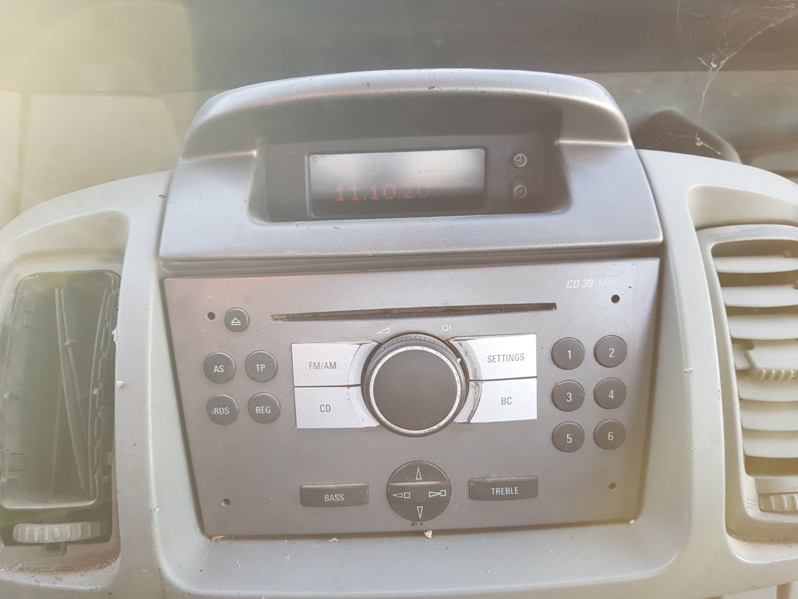 Ράδιο-CD Opel Vivaro ’07 Προσφορά