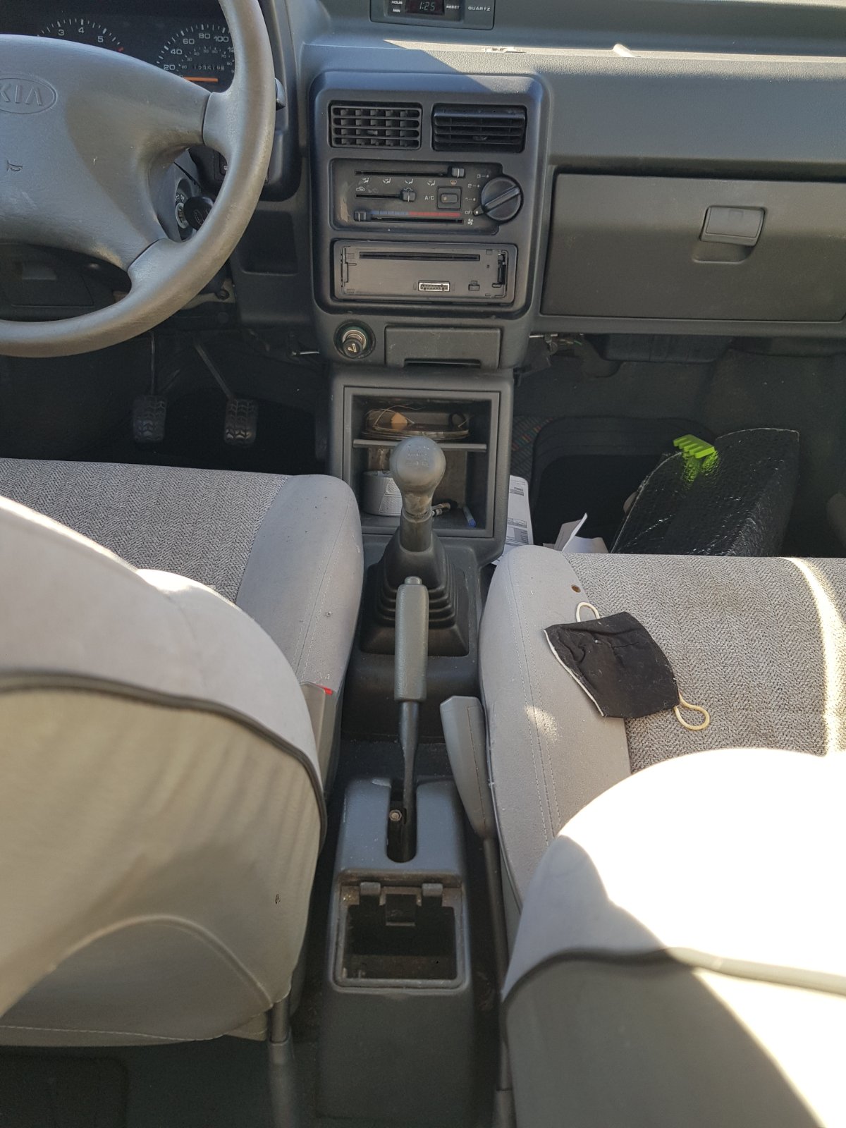 Λεβιές Ταχυτήτων Kia Pride ’00 Προσφορά