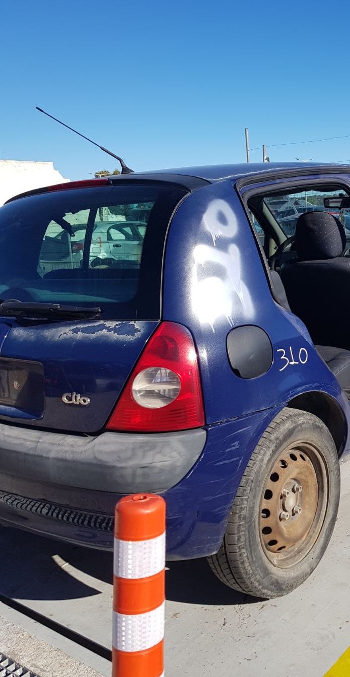 Φανάρια Πίσω Renault Clio ’03 Προσφορά