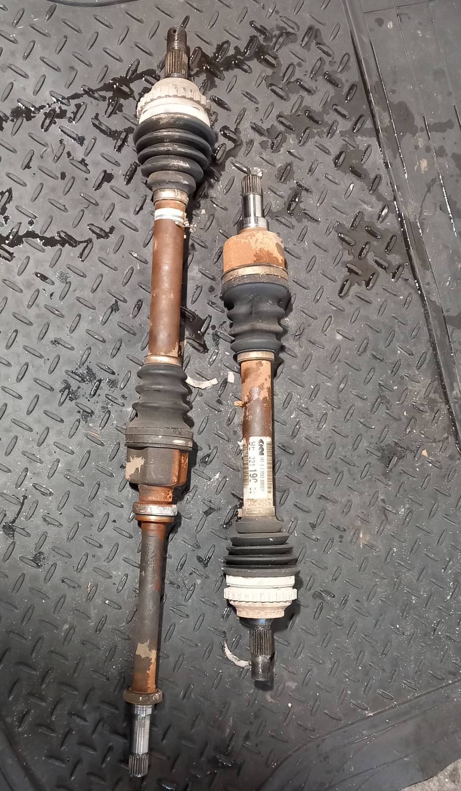 Ημιαξόνιο Αριστερό-Δεξί Citroen Xsara ’04 Προσφορά