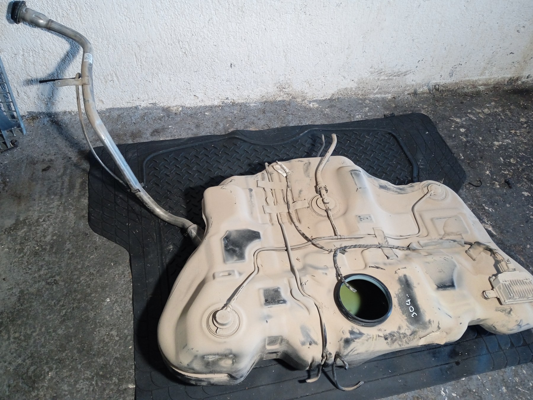 Ρεζερβουάρ Βενζίνης Ford S-Max ’08 Προσφορά