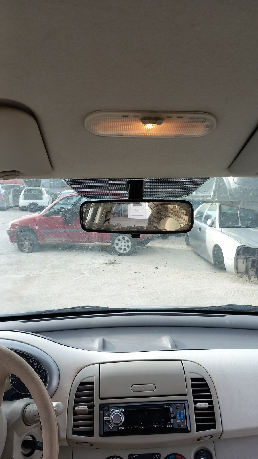 Πλαφονιέρα Εμπρός Nissan Micra ’06 Προσφορά