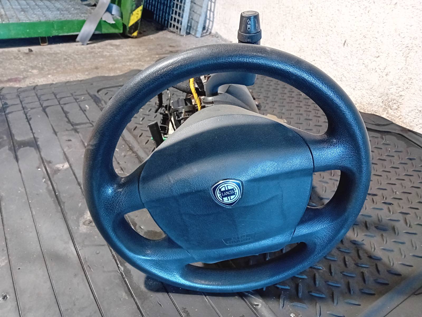 Τιμόνι (Βολάν) Lancia Ypsilon ’05 Προσφορά