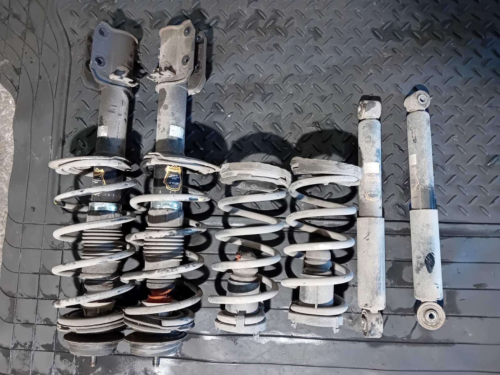 Αμορτισέρ Lancia Ypsilon ’05 Προσφορά