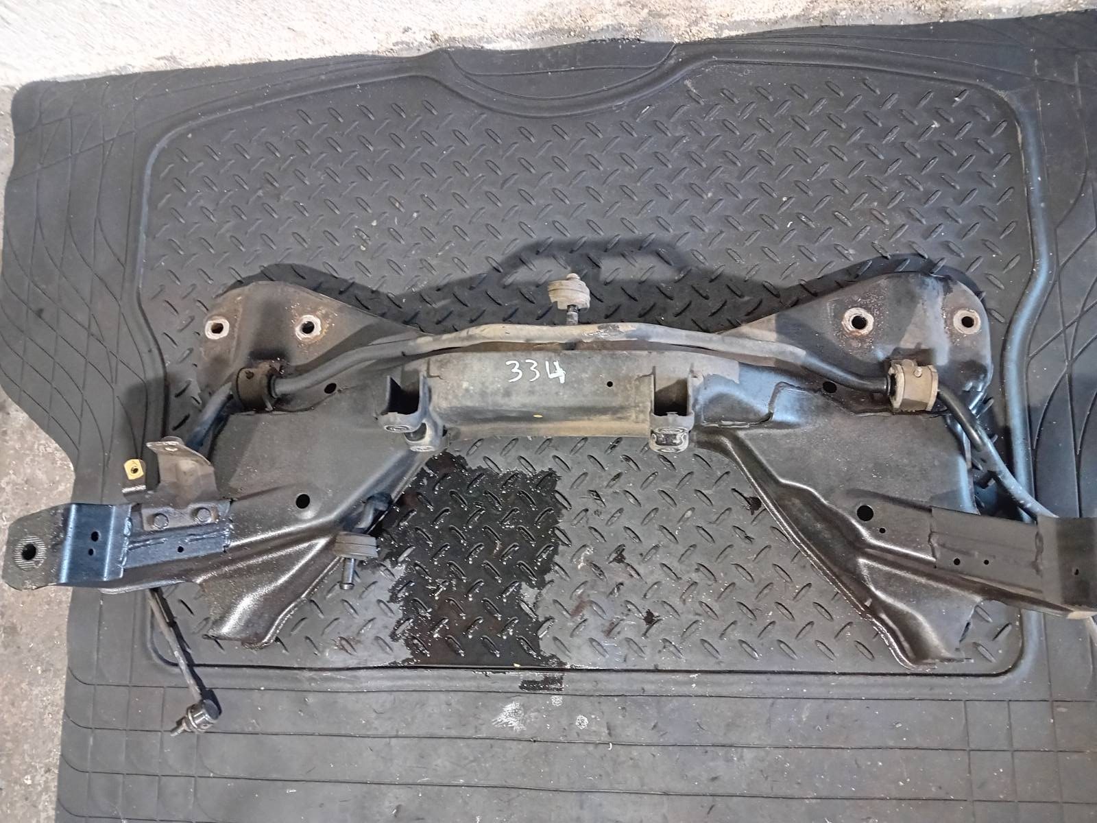 Γέφυρα Εμπρός Mitsubishi Carisma ’97 Προσφορά